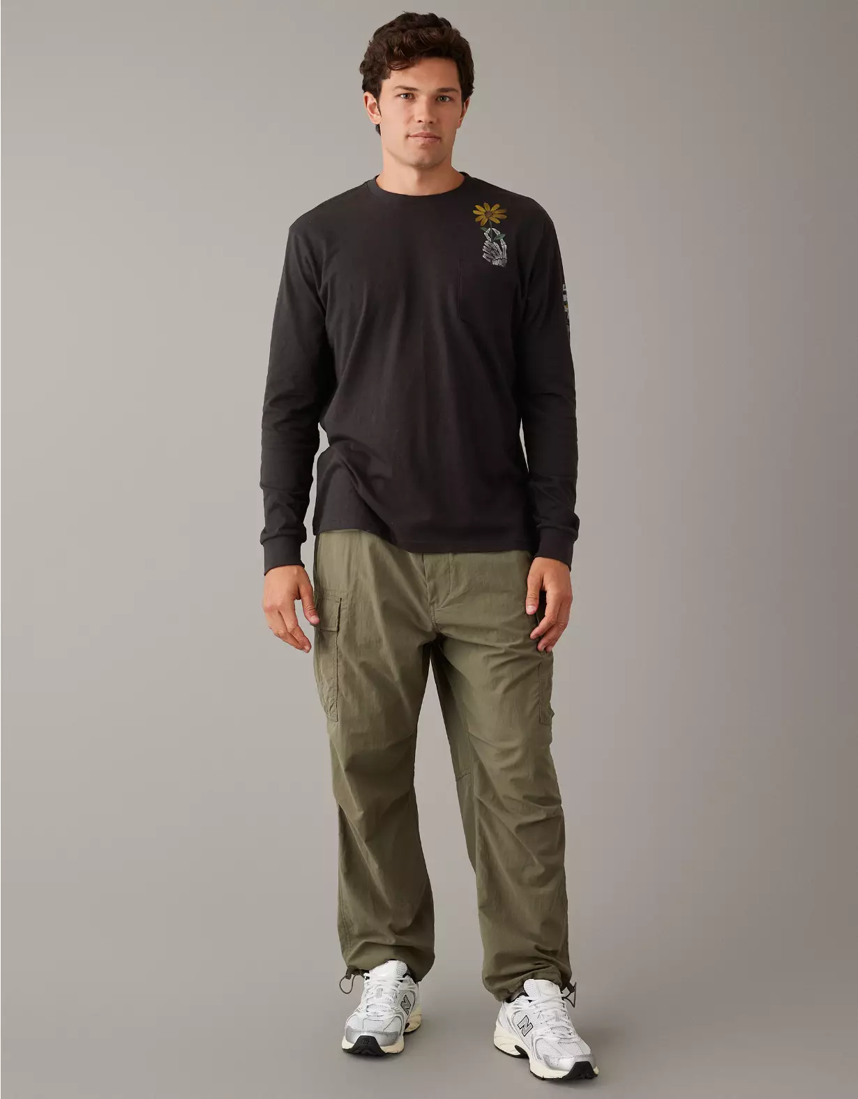 AE Super Soft Long-Sleeve Halloween Graphic T-Shirt 1 AE Super Soft Long-Sleeve Halloween Graphic T-Shirt