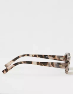 Aerie Le Specs Out Of Love Sunglasses -Aerie Fashion Shop 3728 7750 001 d1