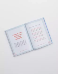 Aerie The Young Influencer's Handbook -Aerie Fashion Shop 5498 7617 610 d1