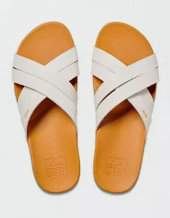 Reef Women's Cushion Spring Bloom Sandal -Aerie Fashion Shop 7413 1172 100 d1